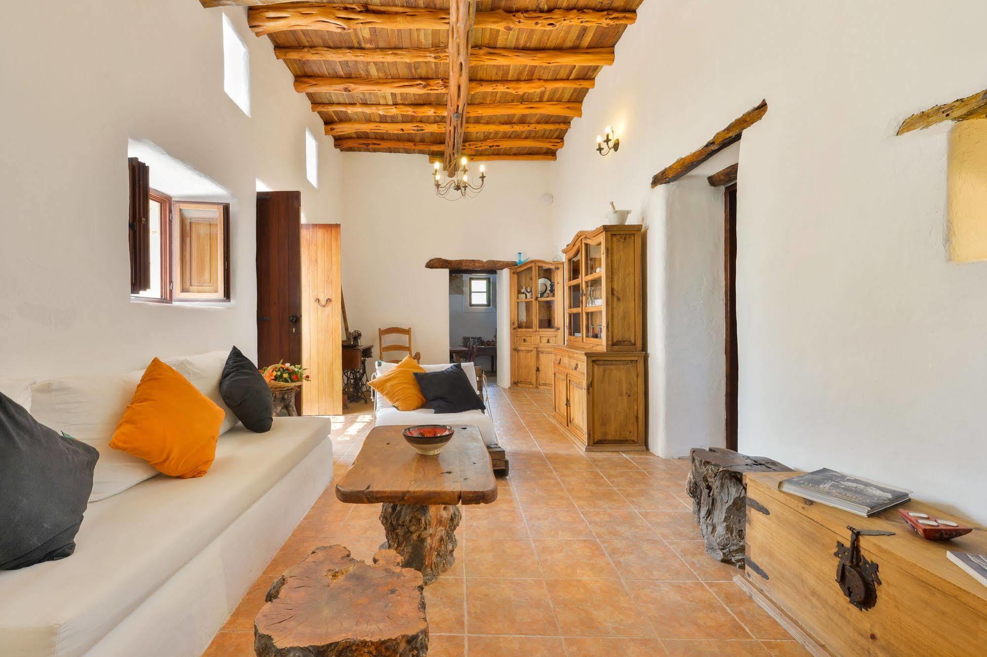 Villa Can Toni Es Cucons Sant Joan De Labritja Luaran gambar