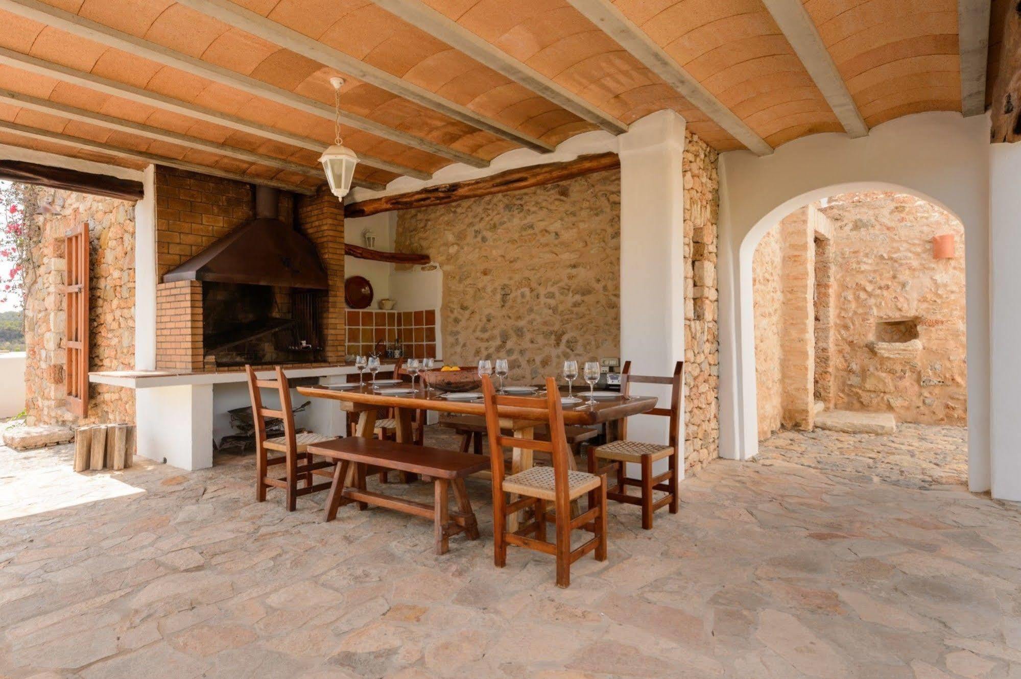 Villa Can Toni Es Cucons Sant Joan De Labritja Luaran gambar